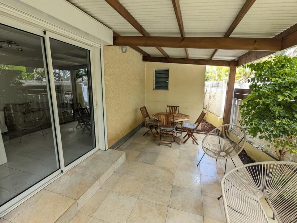 Appartement T3 avec jacuzzi et terrasse privée Apartment in Réunion