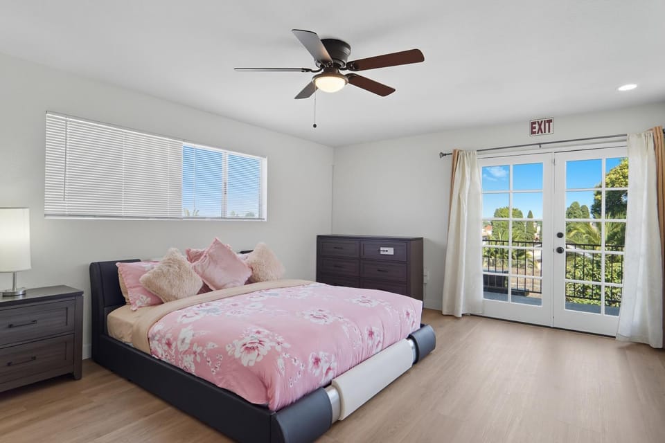 Relaxing Paradise Hills Retreat home House in National City