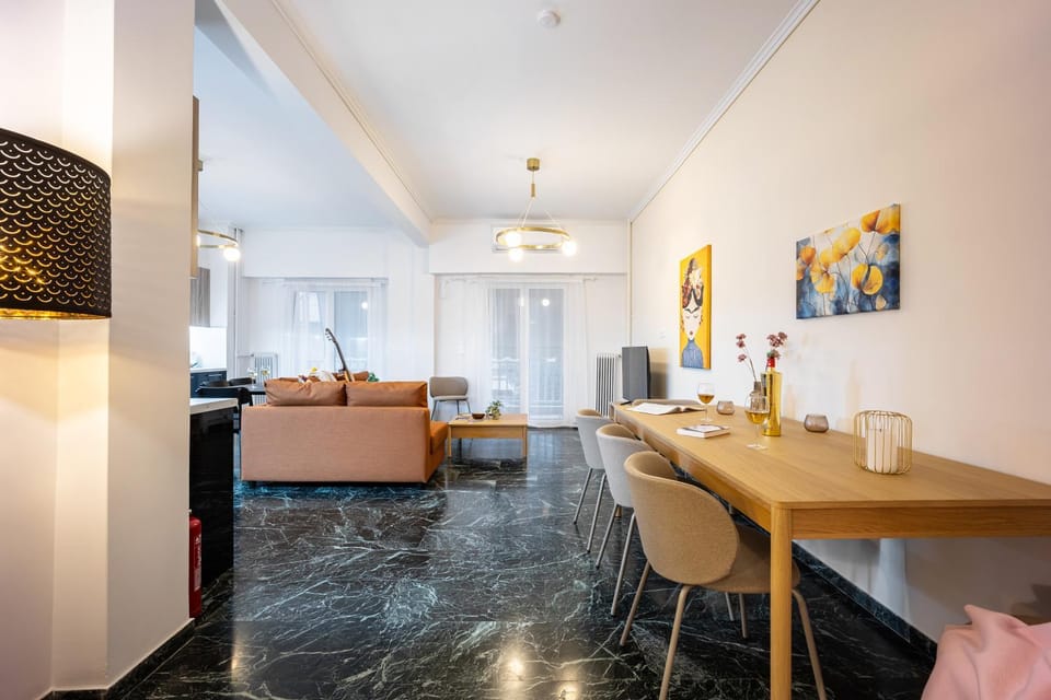 TV and multimedia, Living room, Dining area, soundproof, air conditioner