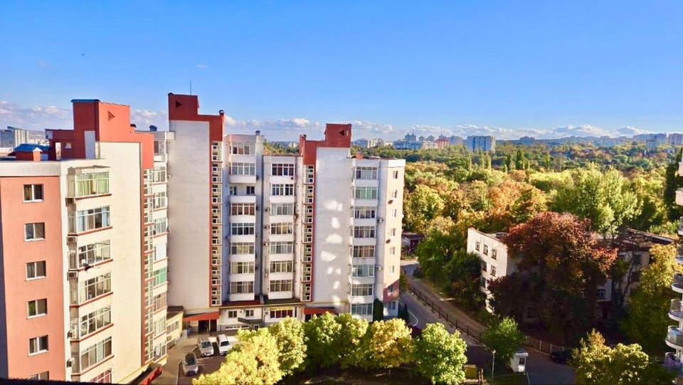 Neighbourhood, Natural landscape, City view