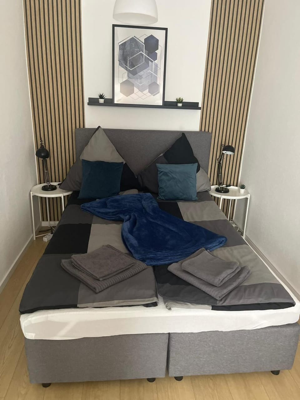 Large city apartment LU, 8 people Apartment in Frankenthal