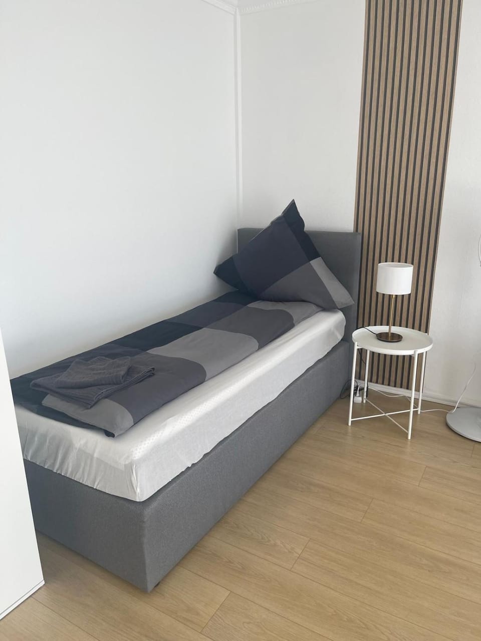 Large city apartment LU, 8 people Apartment in Frankenthal