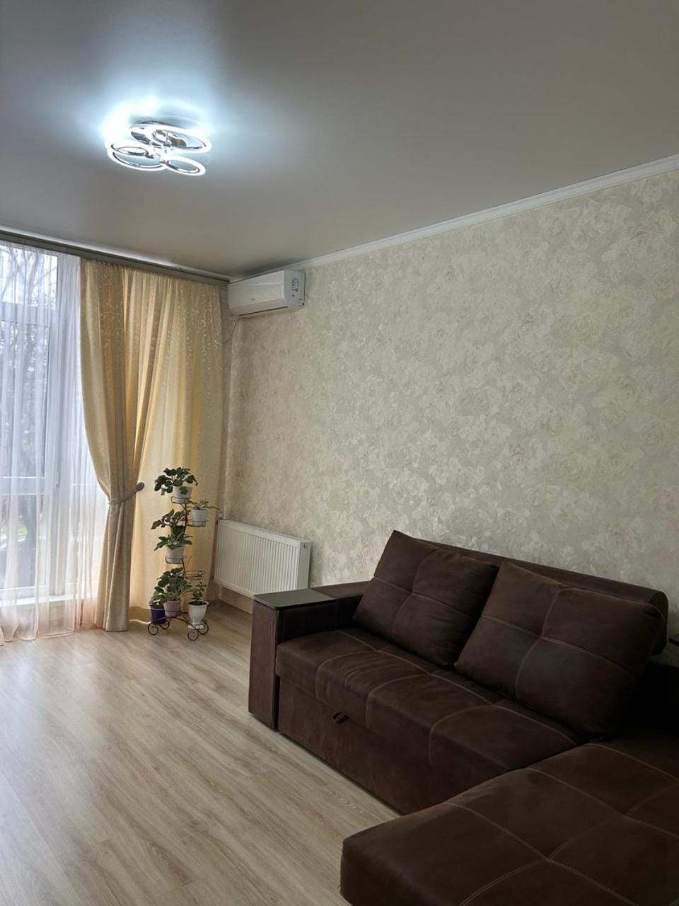 Bedroom, air conditioner