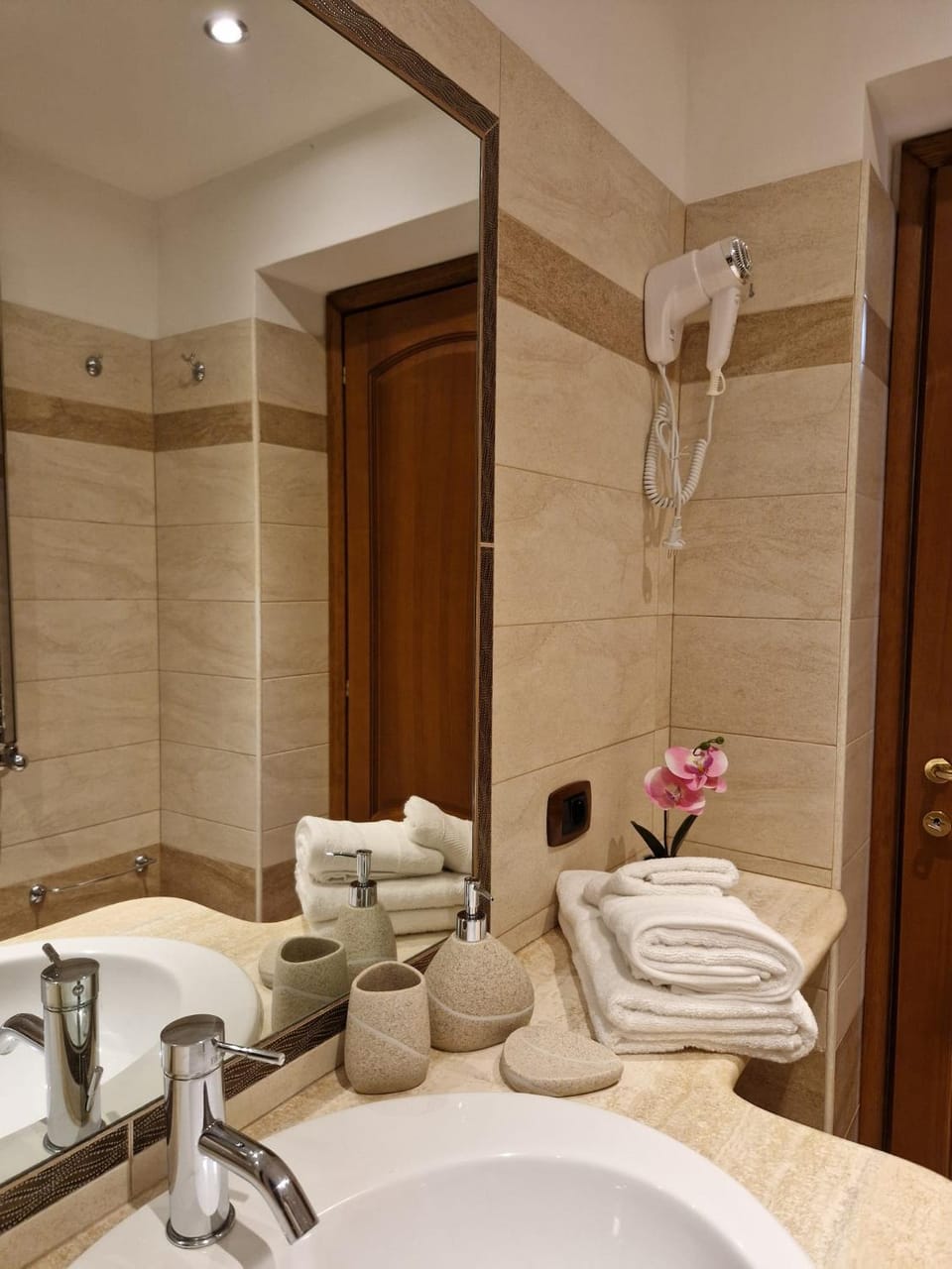 Shower, Toilet, Bathroom, bidet, hair dryier, towels