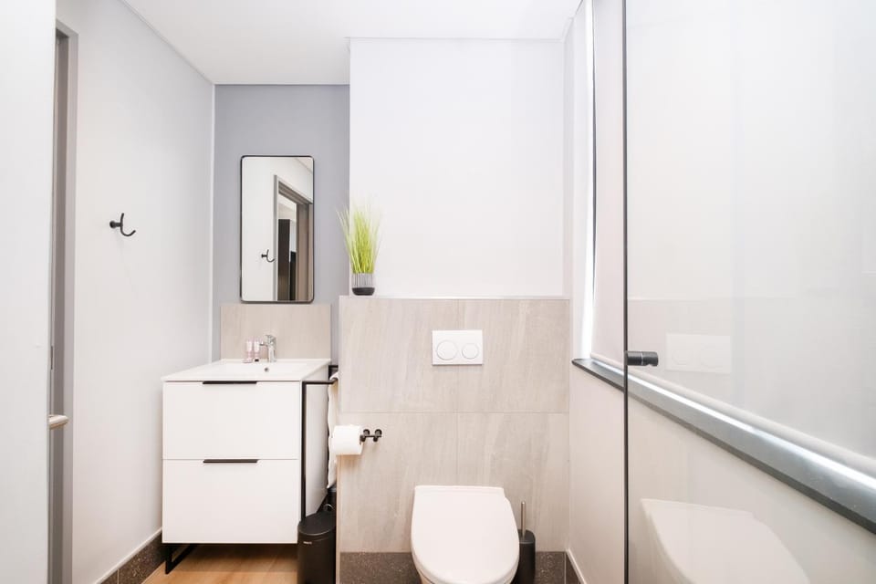 Shower, Toilet, Bathroom