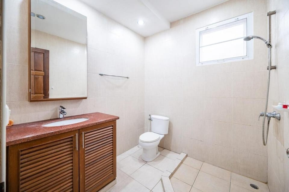 Villa 53 Wongamat 4BR, 300M from The beach Villa in Pattaya City