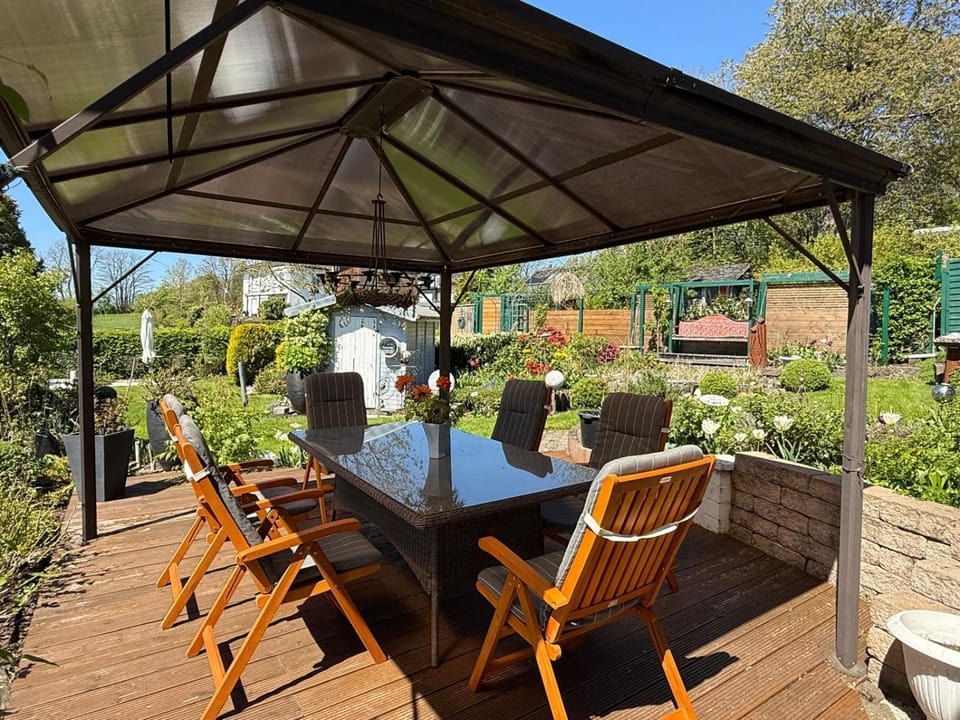 Garden, Balcony/Terrace