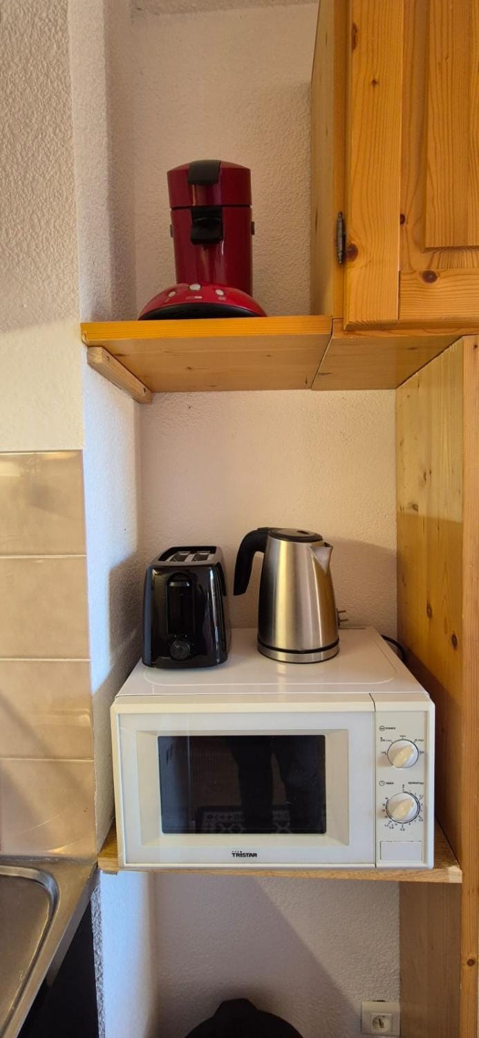microwave, toaster