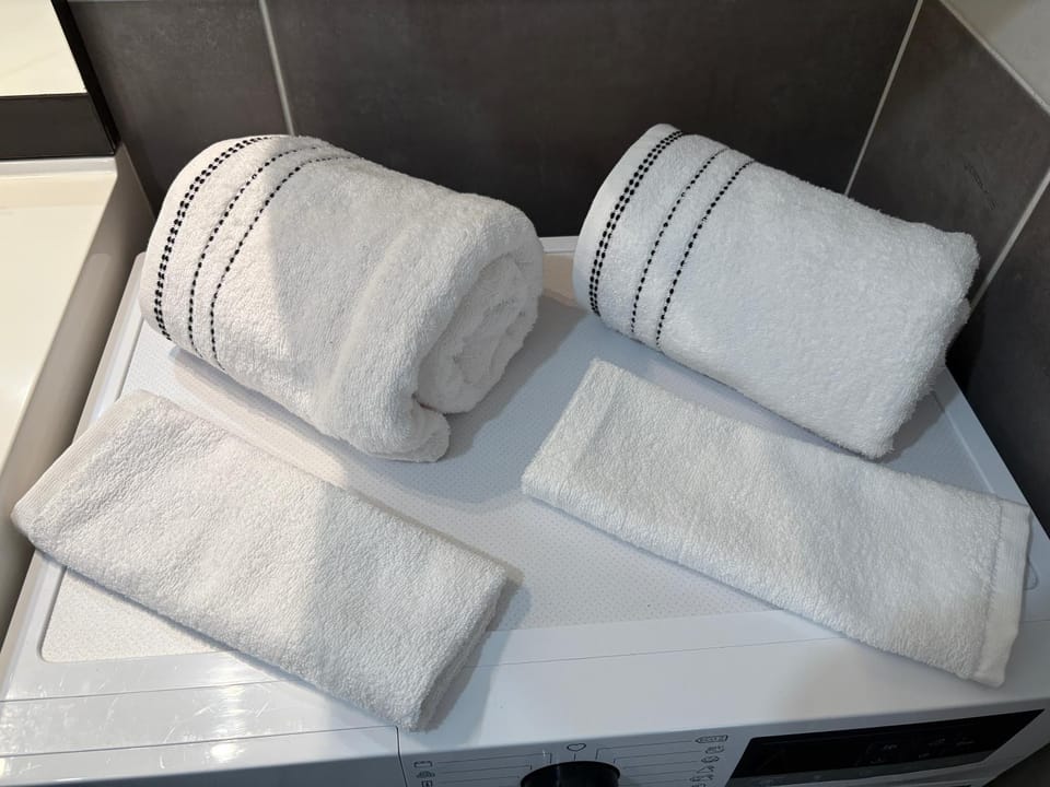 towels, towels