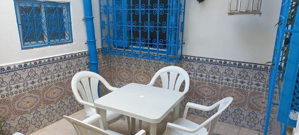 Cristal Majorelle à sidi Bou said House in Tunis Governorate, Tunisia