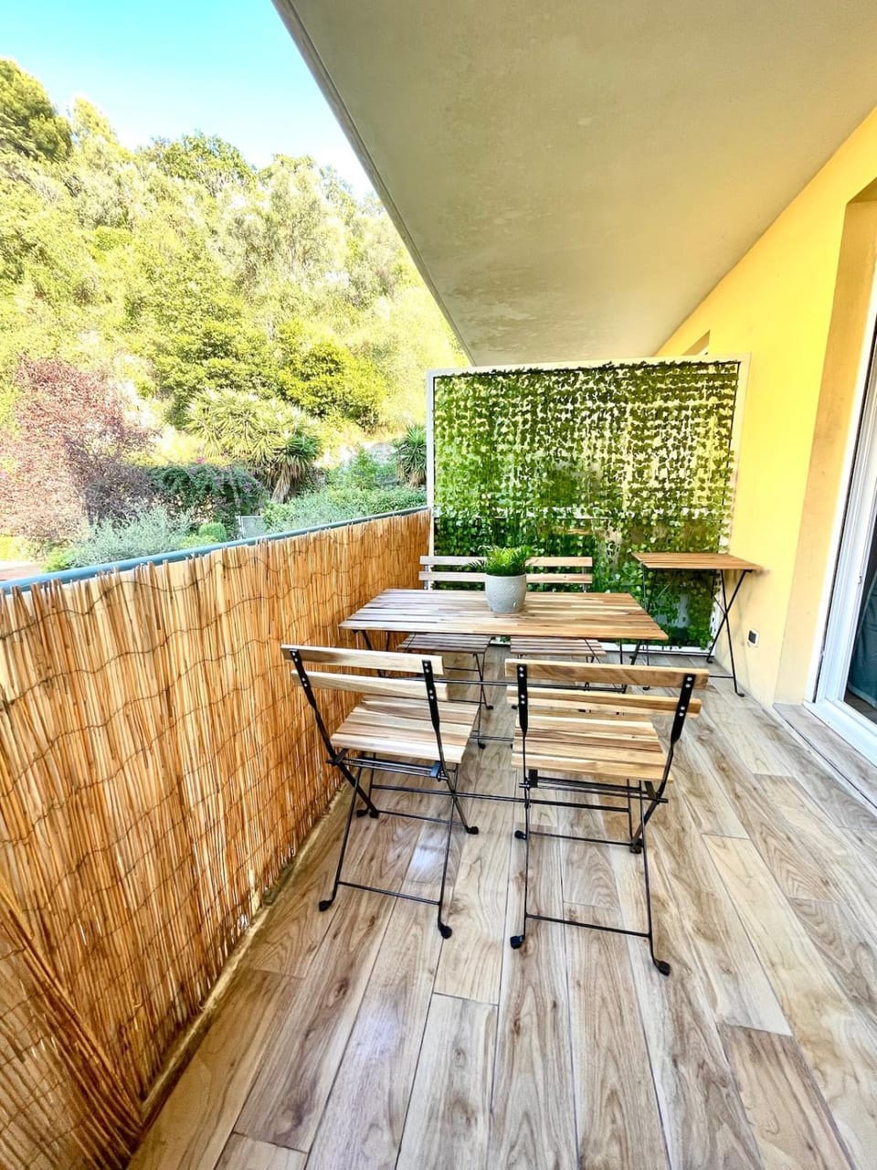 Peaceful apartment in Nice with terrace, parking Apartment in Nice