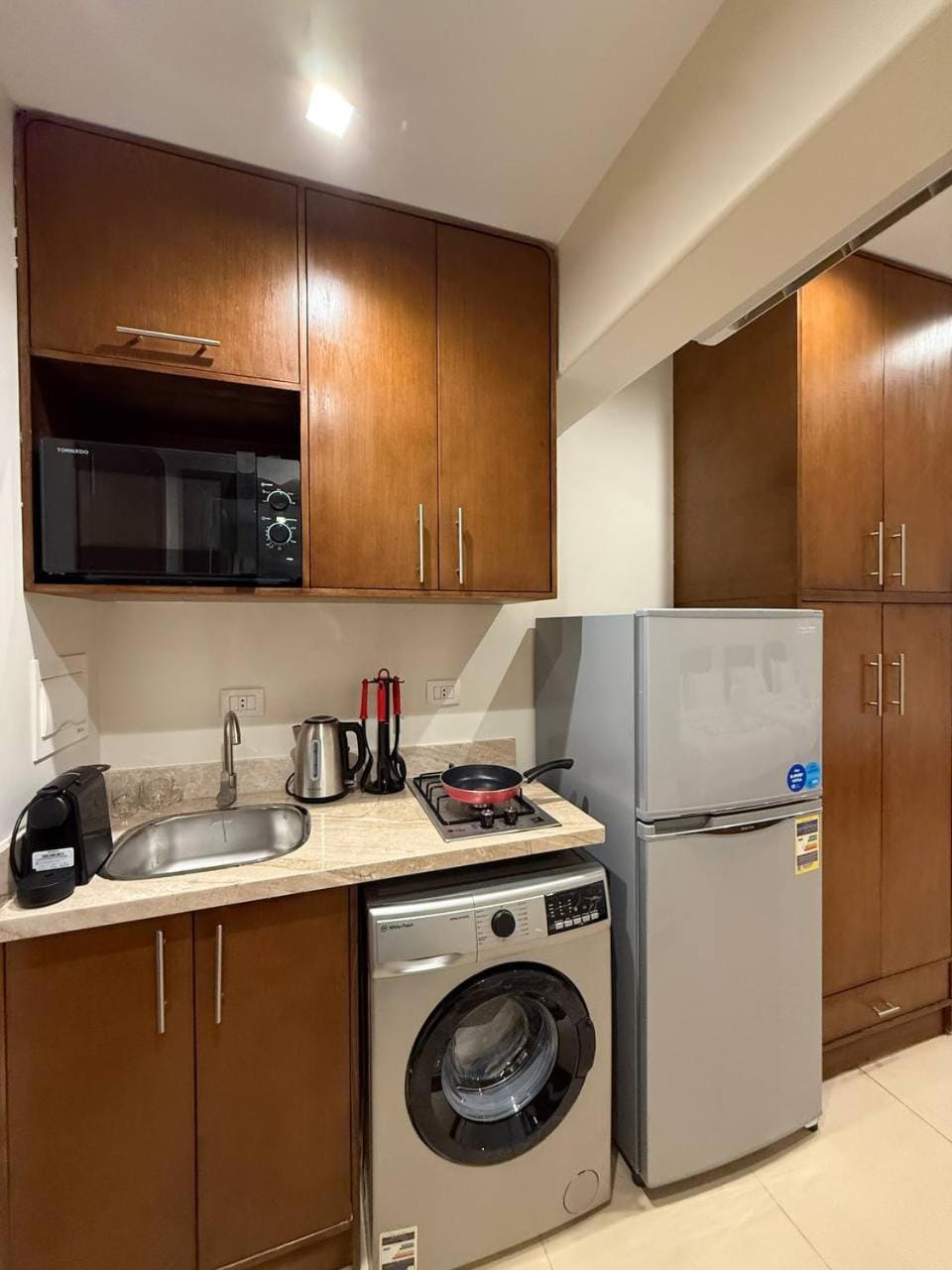 Kitchen or kitchenette, dishwasher, minibar, pet friendly, stove, washing machine, dryer