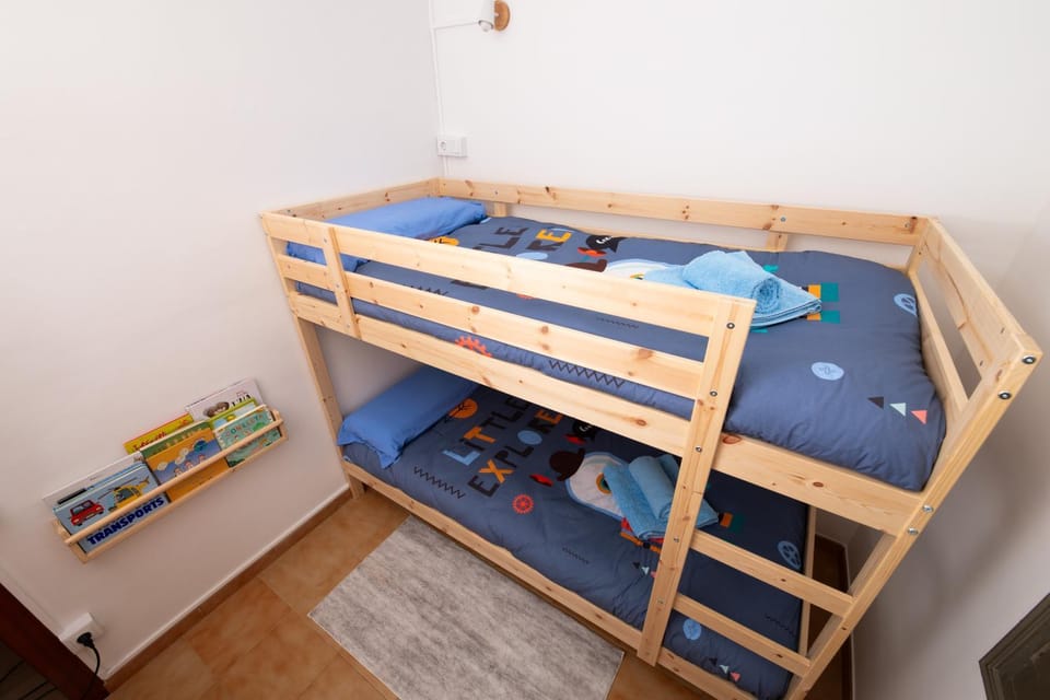 bunk bed