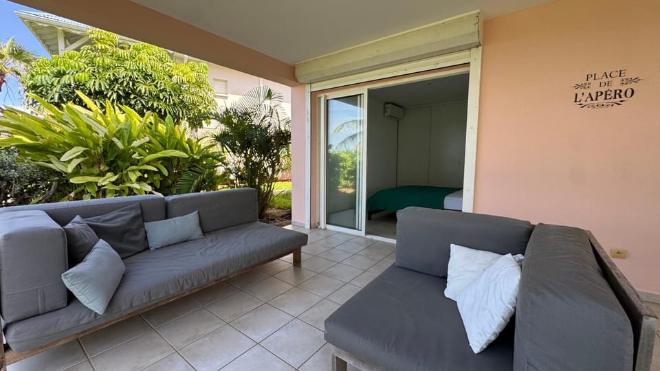 Balcony/Terrace, Garden view