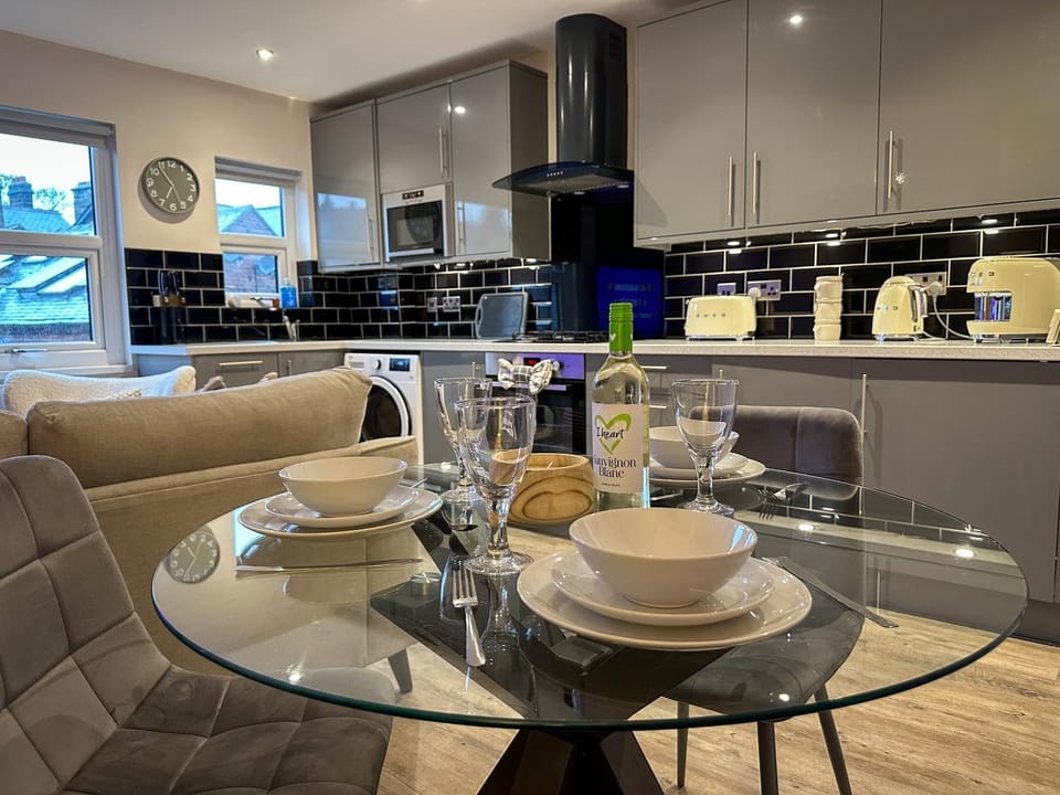 Warm & Cosy, First Floor 2 Bed Central Apartment Apartment in Harrogate
