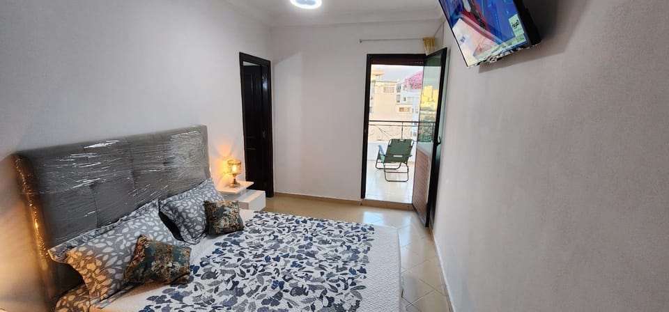 Private Room in a Shared Apartment next to MOSQUÉE HASSAN 2 Vacation rental in Casablanca