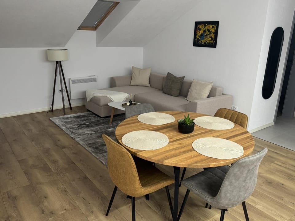 Living room, Seating area, Dining area