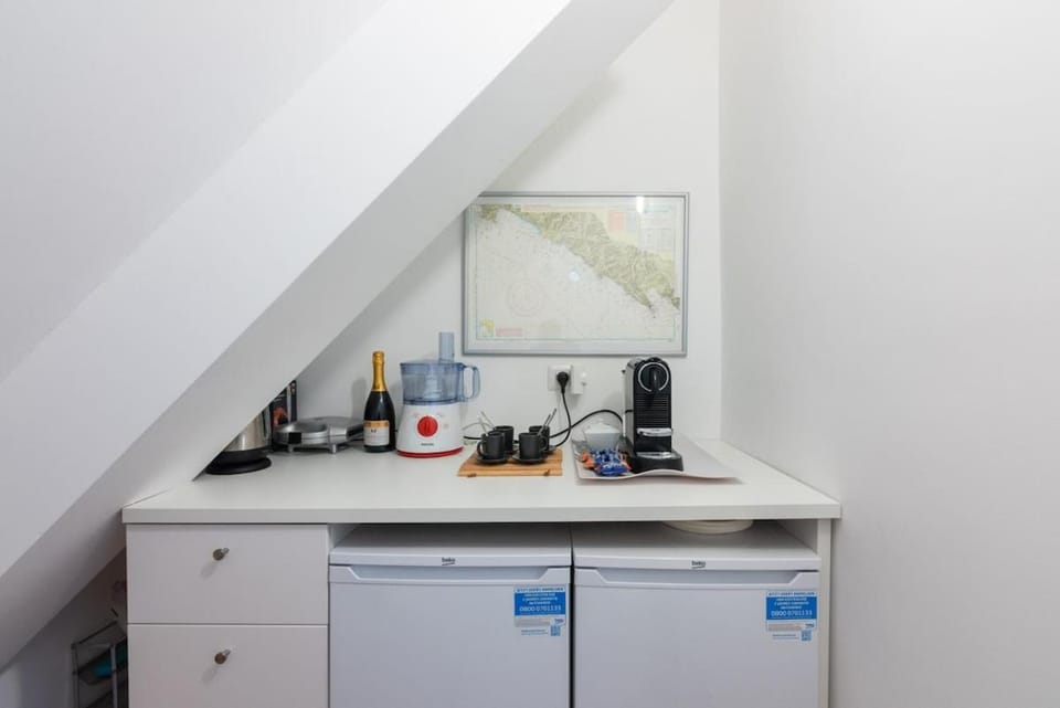 Nest terrace next to Frattini metro stop Apartment in Milan