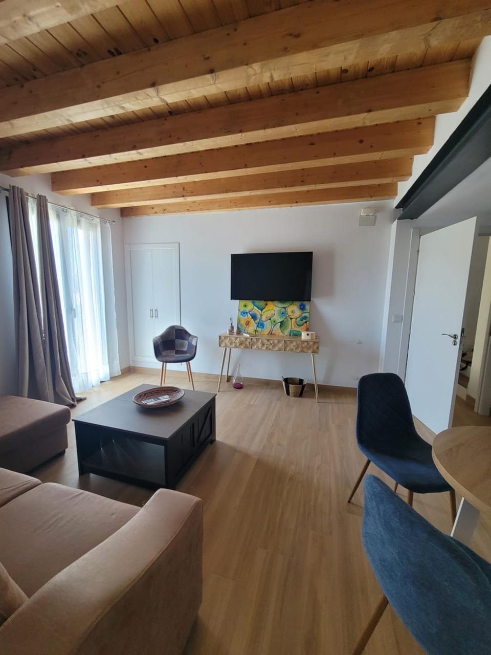Communal lounge/ TV room, Seating area