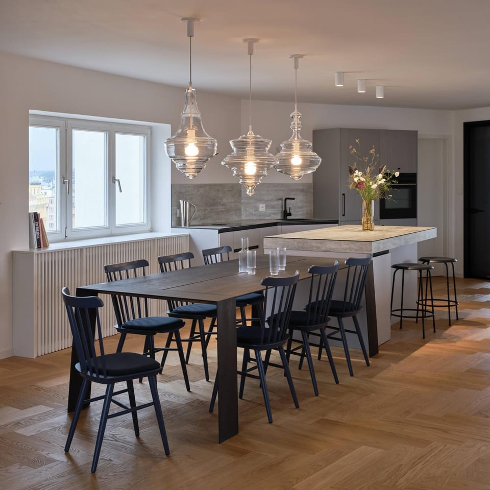Dining area, kitchen