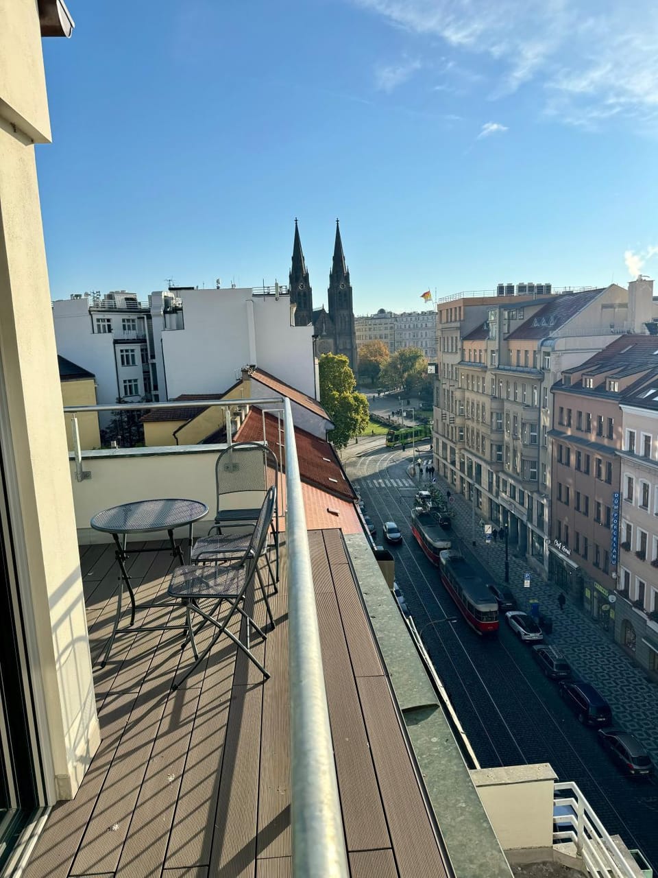 Neighbourhood, Balcony/Terrace