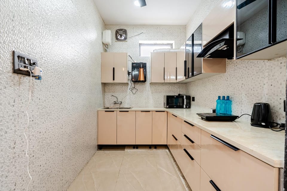 Kitchen or kitchenette, kitchen