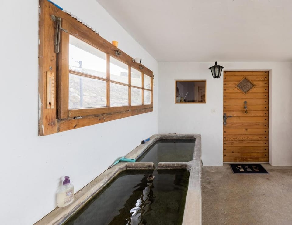 Le Chalet, Mont Pelerin House in Fribourg, Switzerland