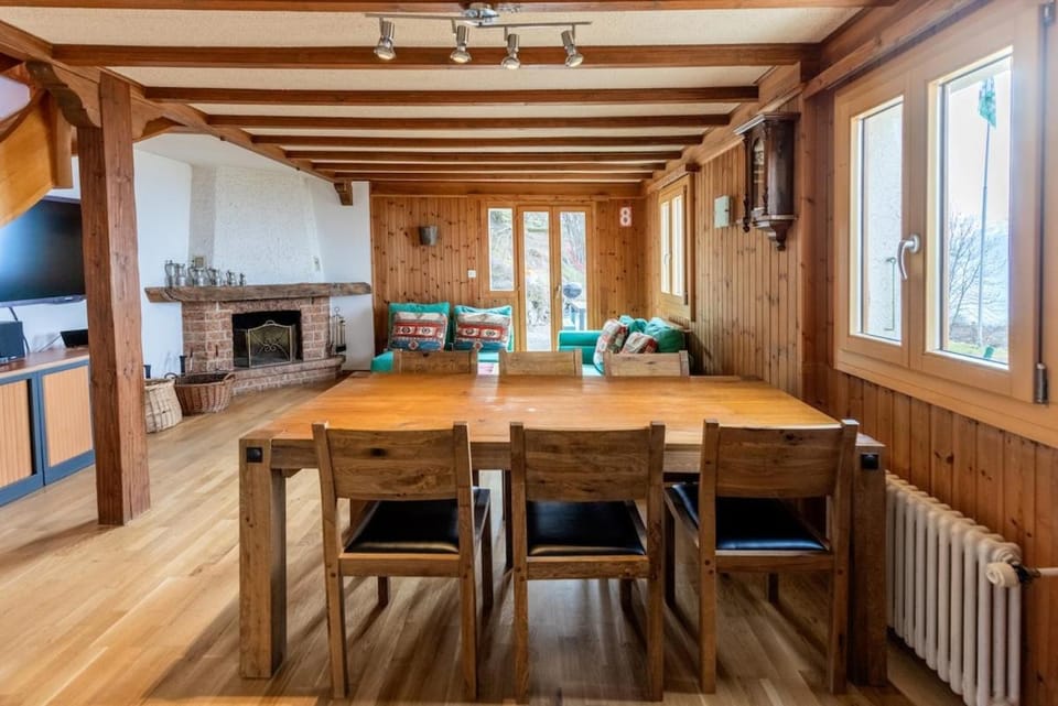 Le Chalet, Mont Pelerin House in Fribourg, Switzerland