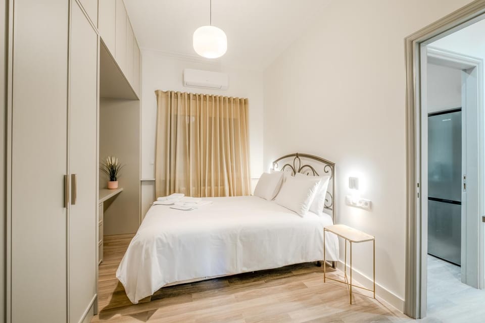 Bed, Bedroom, wardrobe