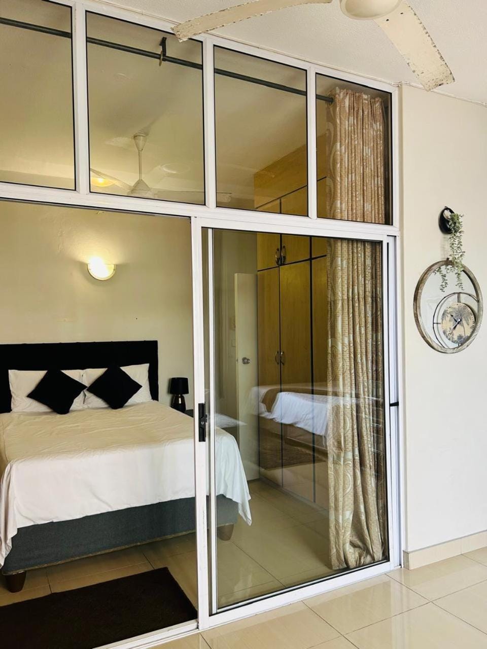 Marlborough 24 Apartment in Durban
