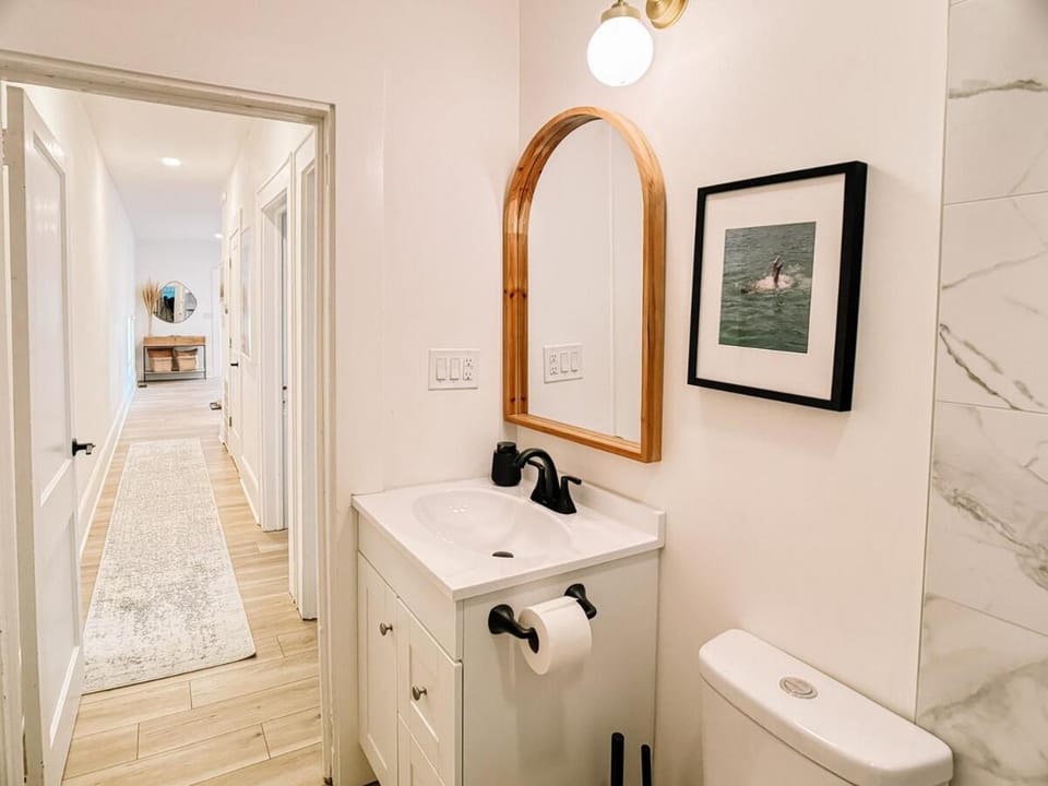 Toilet, Bathroom
