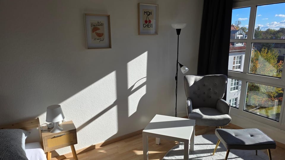 Living room, Seating area, Bedroom