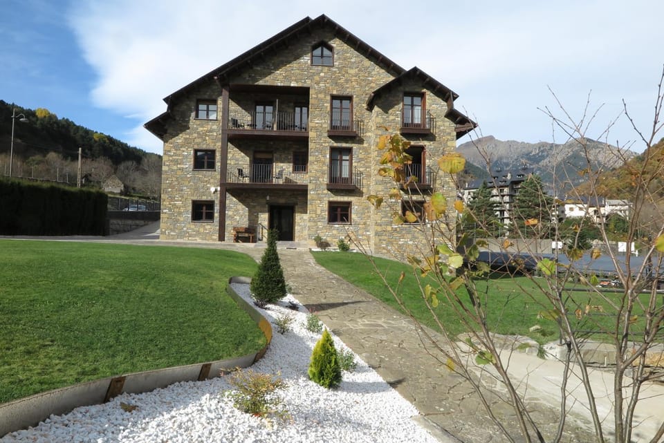 Property building, Garden