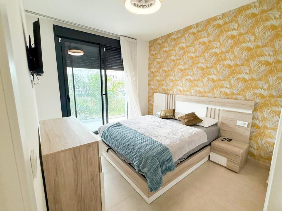 Torremar Luxe: upscale 2bed apartment by the beach Apartment in Torremolinos