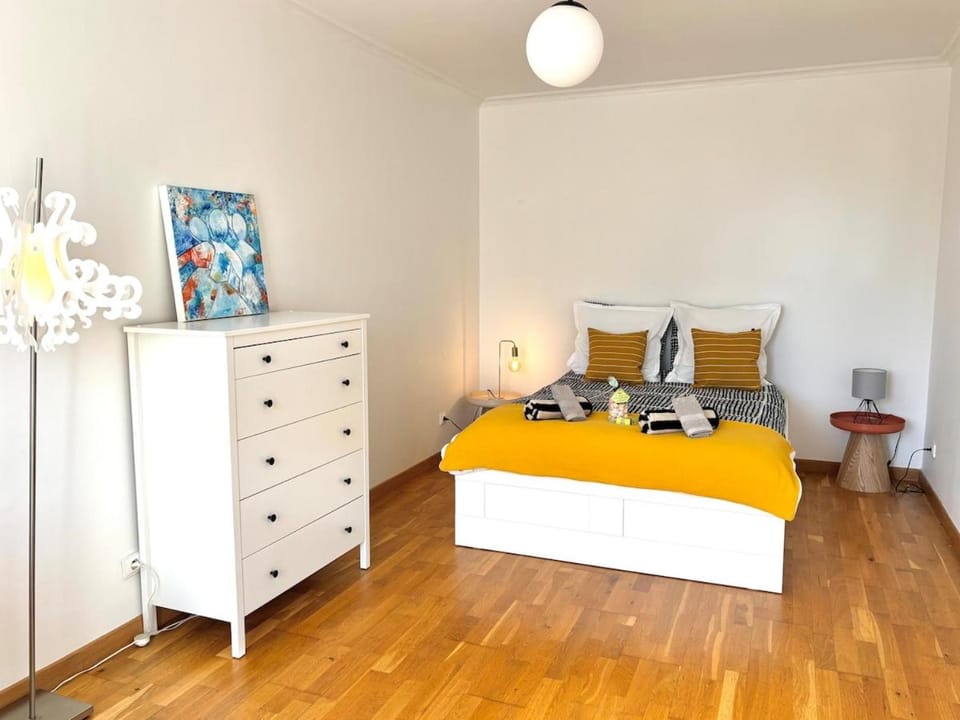 Vivez au large dans ce grand T3 Apartment in Reims