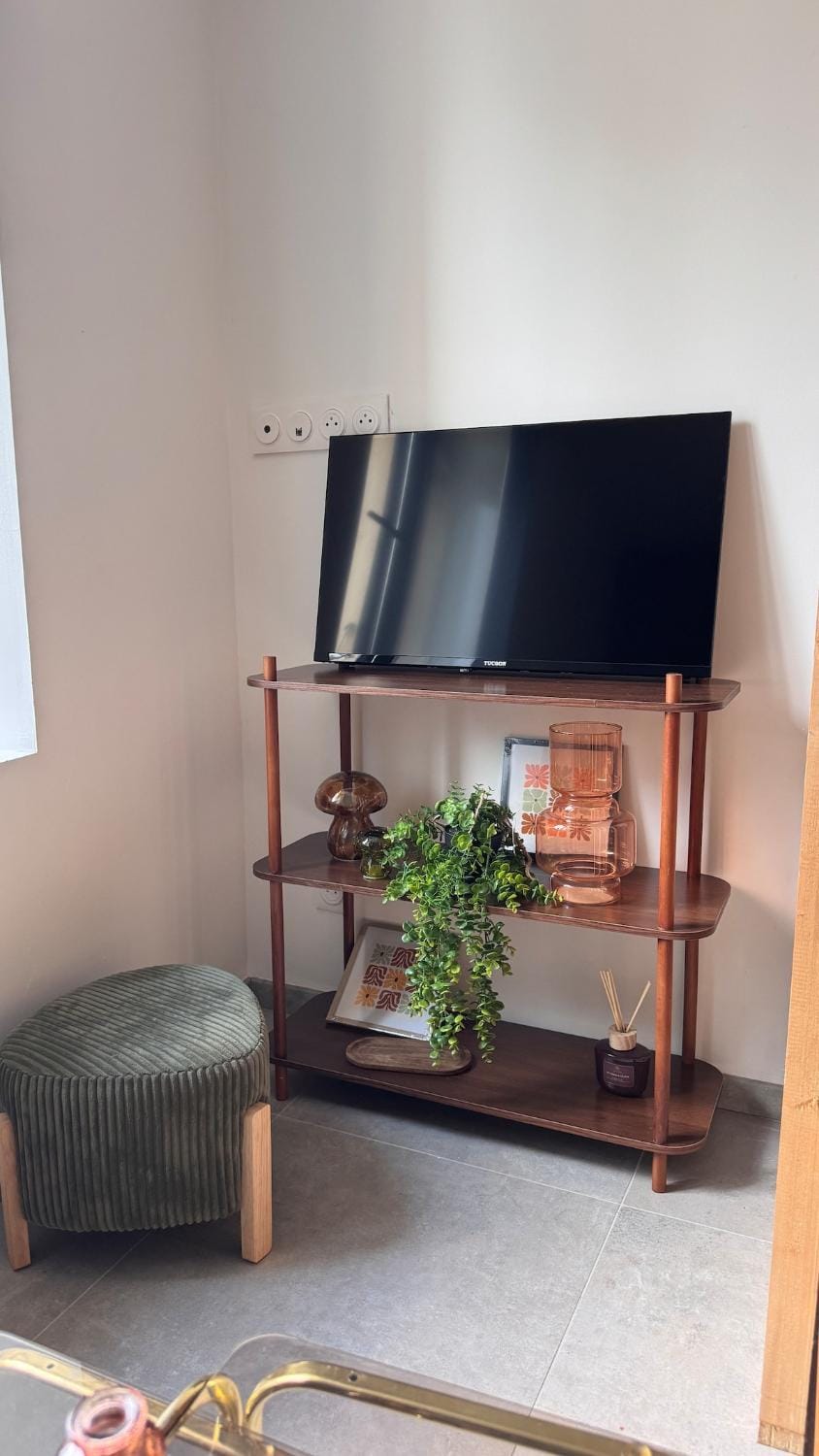 TV and multimedia, Living room, Seating area