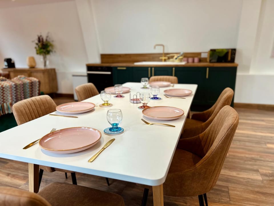 Luxury Retreat with Spa Access - Sleeps 6 House in Maldon District