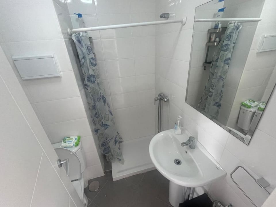 Laredo Playa, apartamento con terraza y vistas al mar Apartment in Laredo