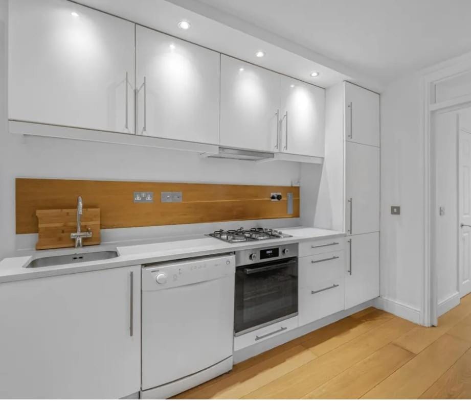 Prime Apartment in Hyde Park with patio Apartment in City of Westminster