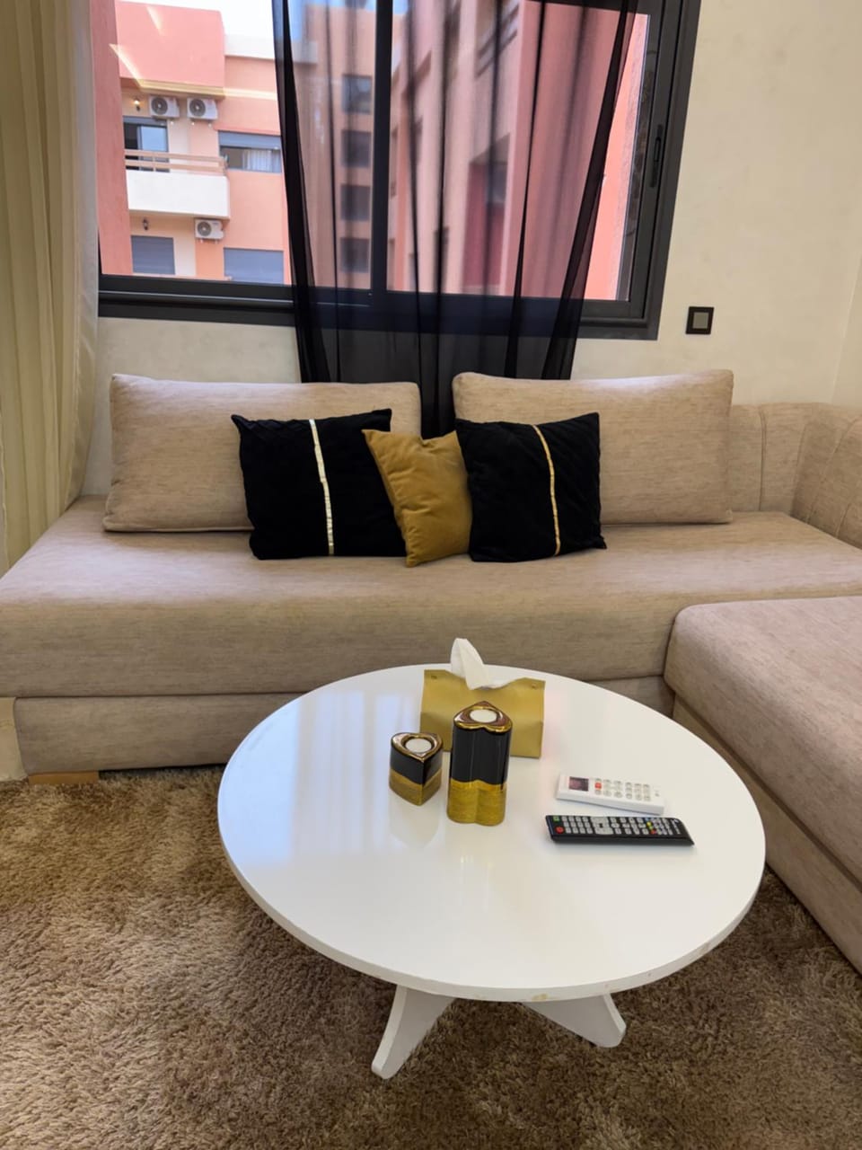 Comfort Luxe 2BR Pool & Balcony Apartment in Marrakesh
