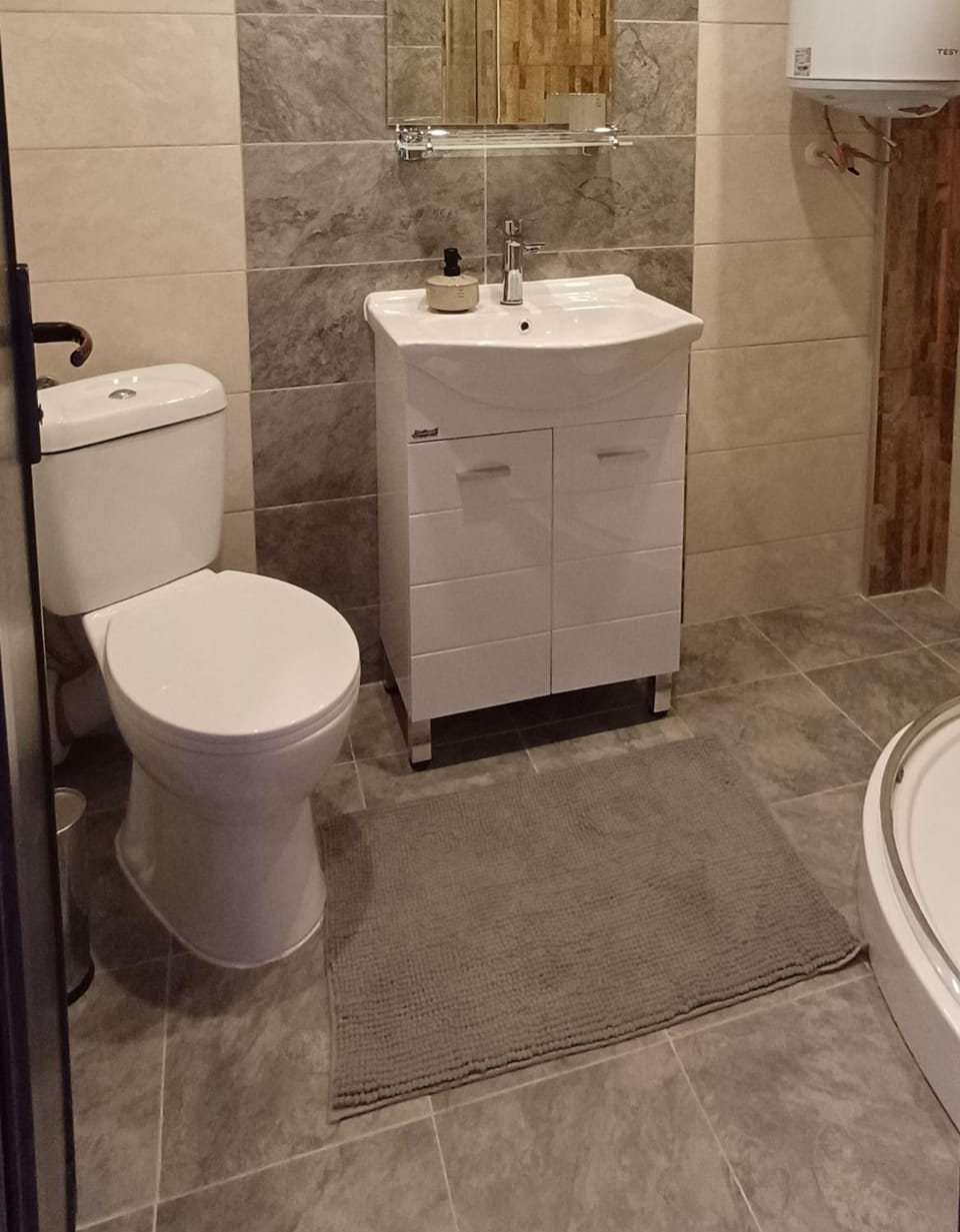 Toilet, Bathroom