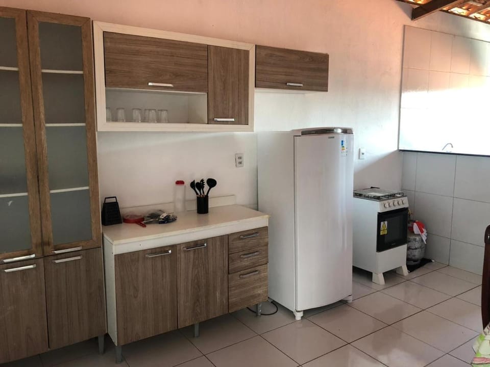 Kitchen or kitchenette, oven, stove