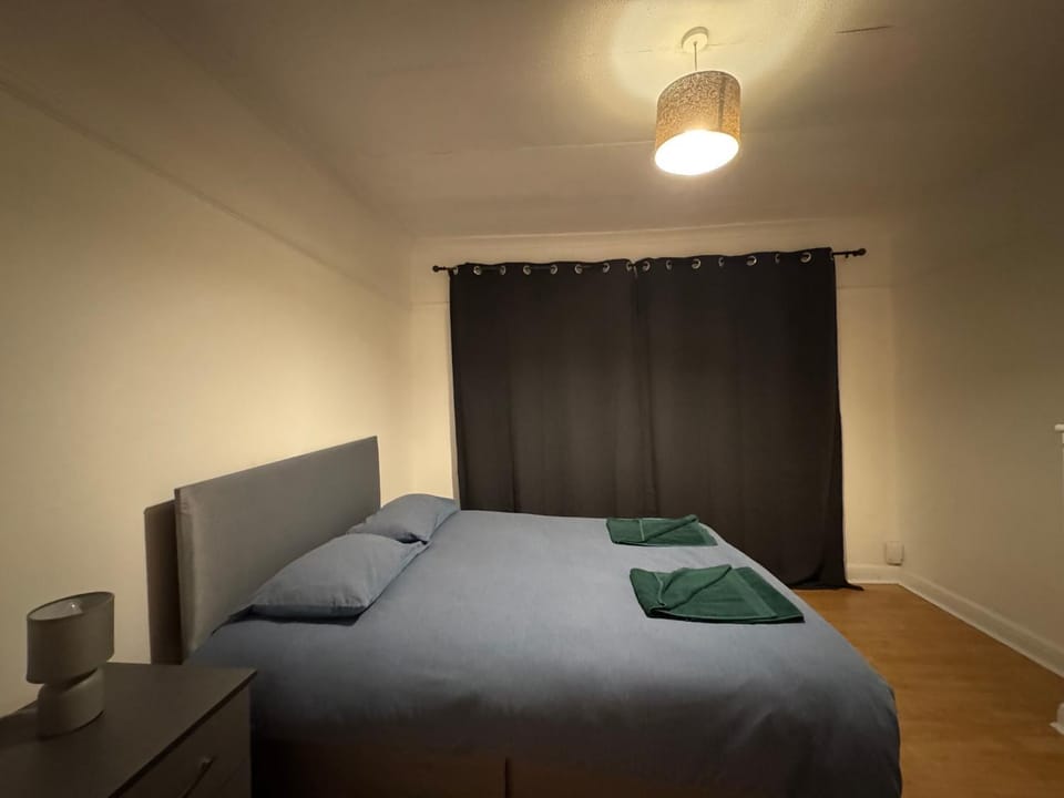 Redhill Gatwick Serviced Accommodation Apartment in Redhill
