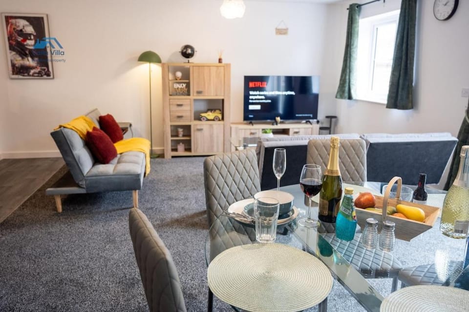 TV and multimedia, Dining area