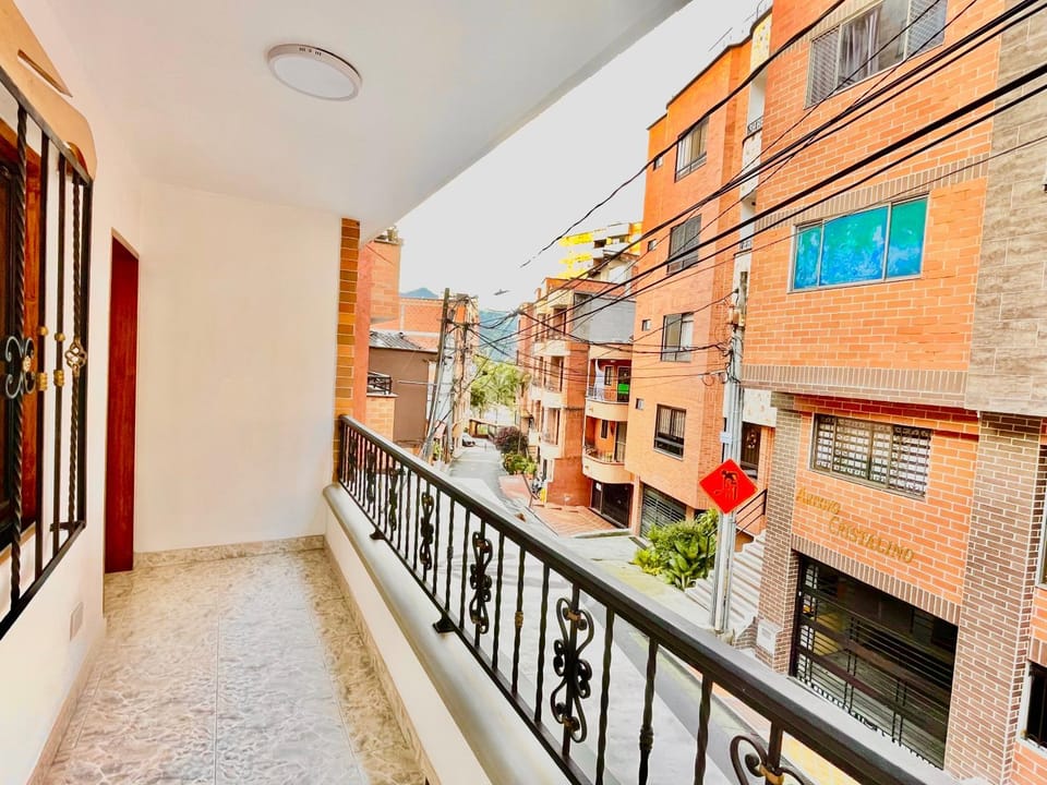Day, Neighbourhood, View (from property/room), Balcony/Terrace, City view, Street view