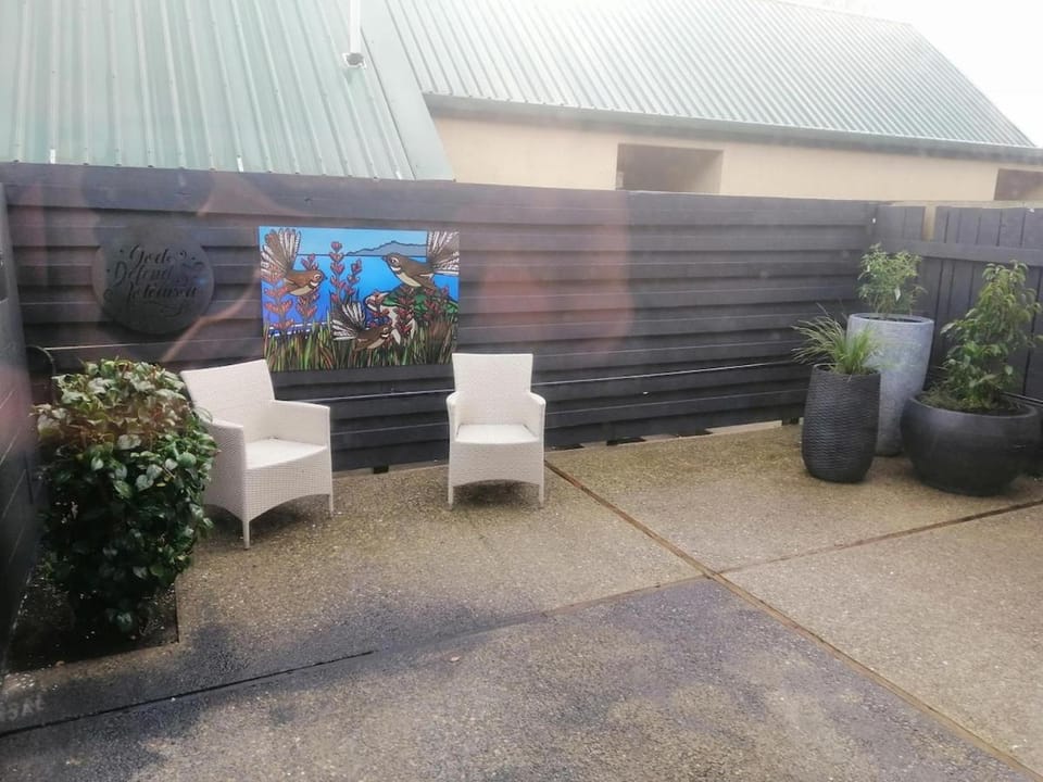 Garden, Seating area, Garden view