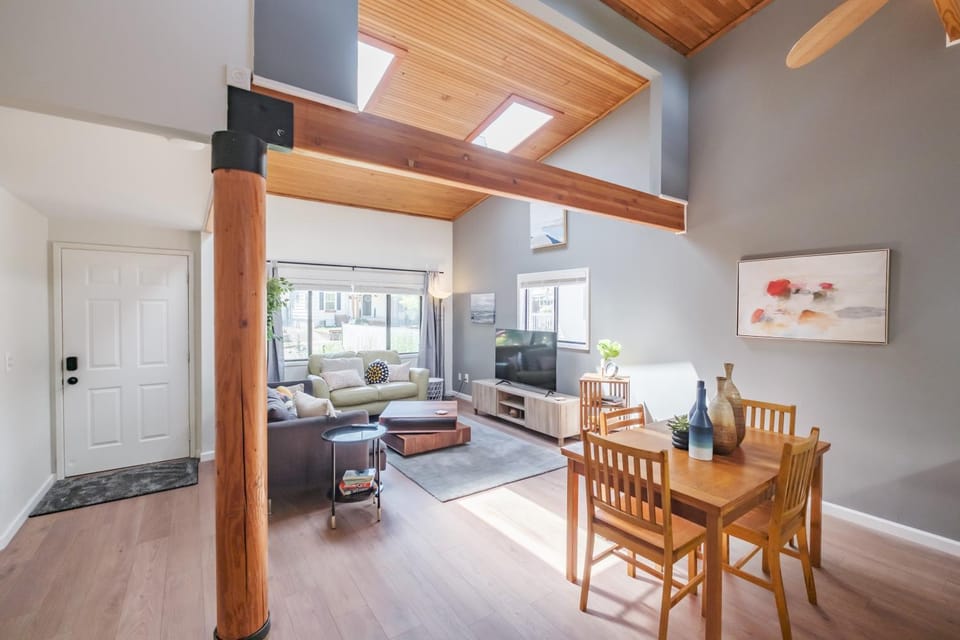 Capital City Comfort House in Salem