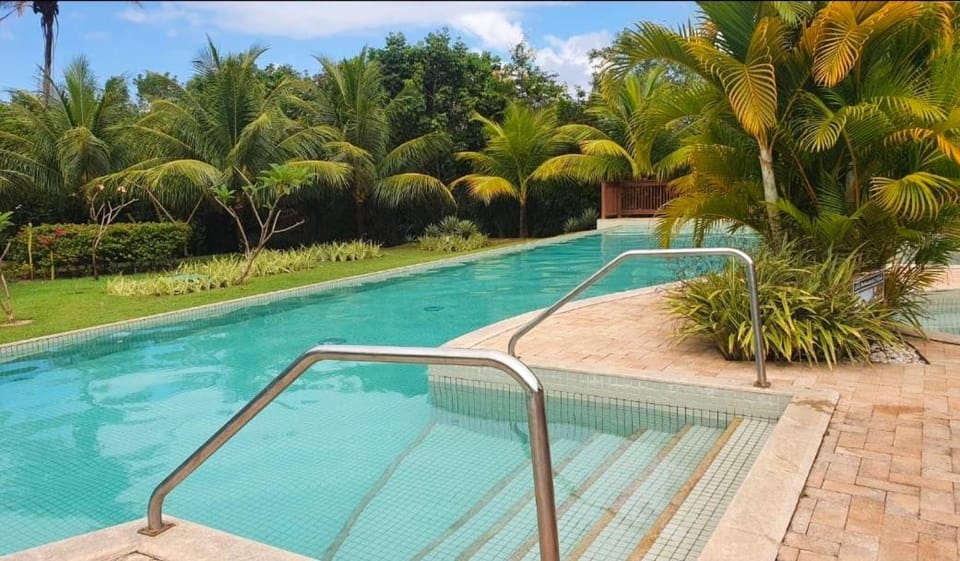 Experience the sophistication and elegance of Praia do Forte! Apartment in Praia do Forte