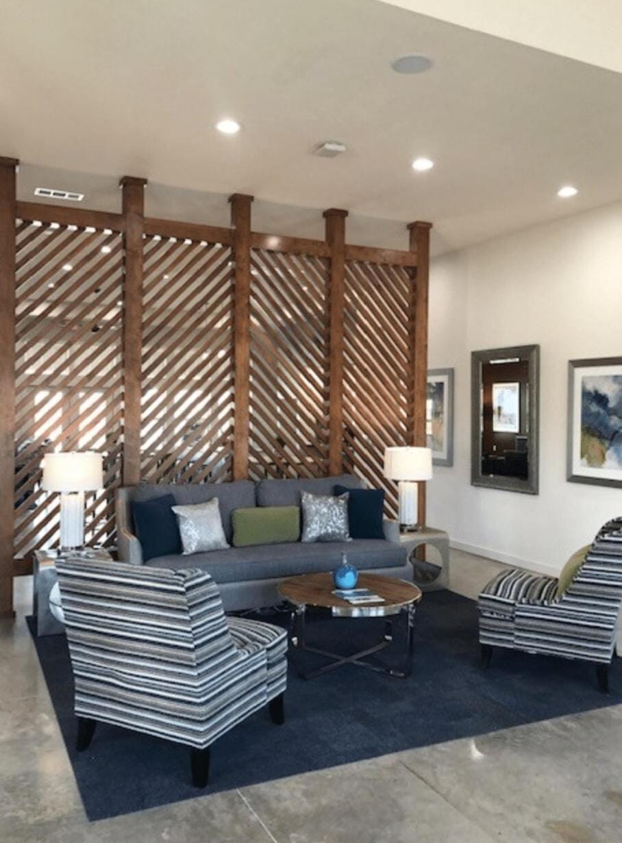 Trenton Sky Suite, Comfort, Pool, Gym, Gated Access Apartment in Edinburg