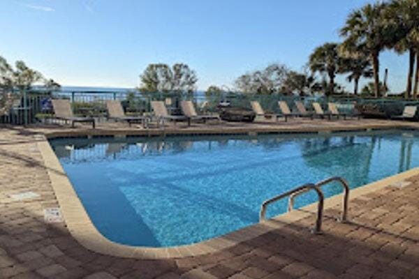 Pool view, Swimming pool